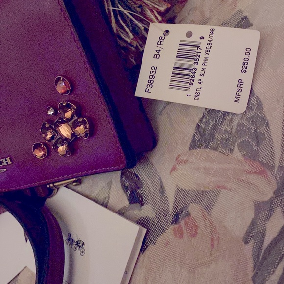 COACH CRYSTAL JEWELED CROSSBODY WALLET PHONE CASE NWT BURGUNDY LEATHER - Picture 9 of 9